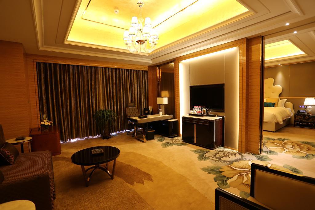 Jinjiang International Hotel Urumqi Room photo