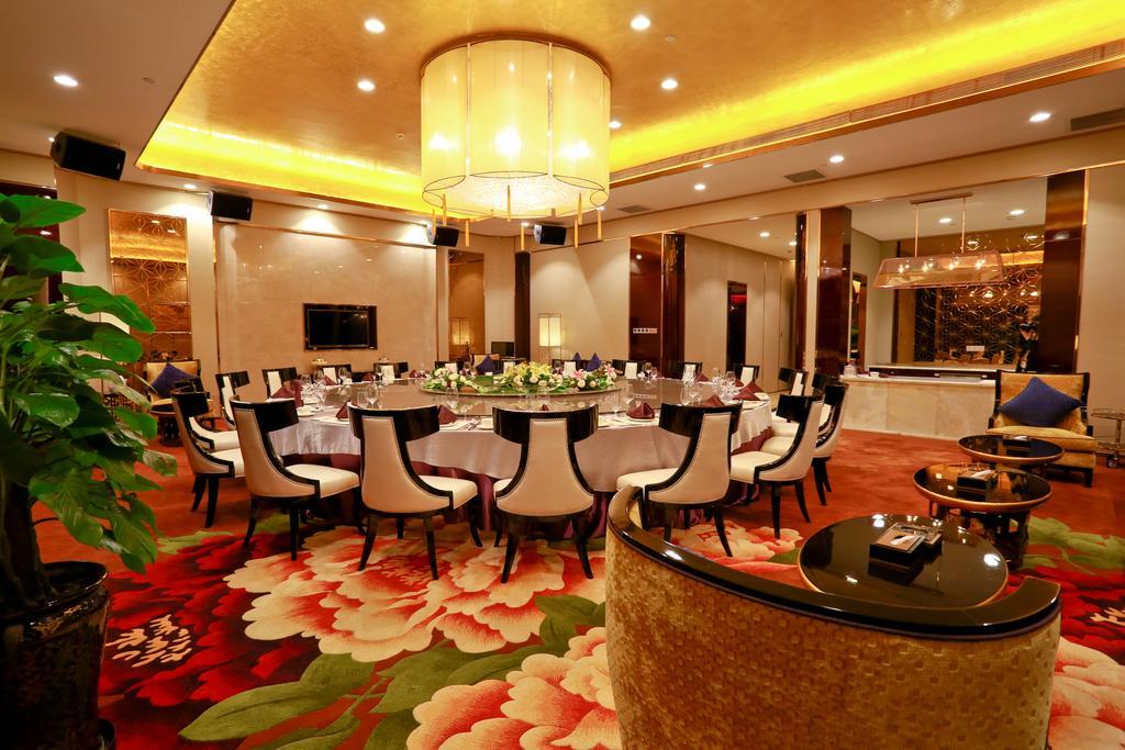 Jinjiang International Hotel Urumqi Exterior photo