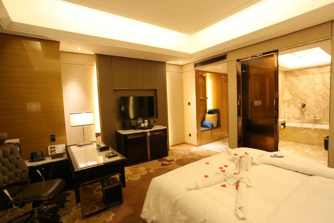 Jinjiang International Hotel Urumqi Exterior photo