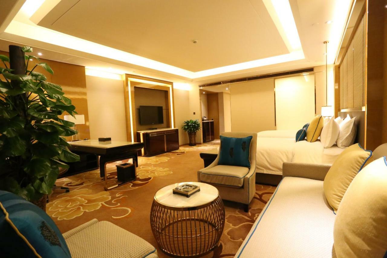 Jinjiang International Hotel Urumqi Exterior photo