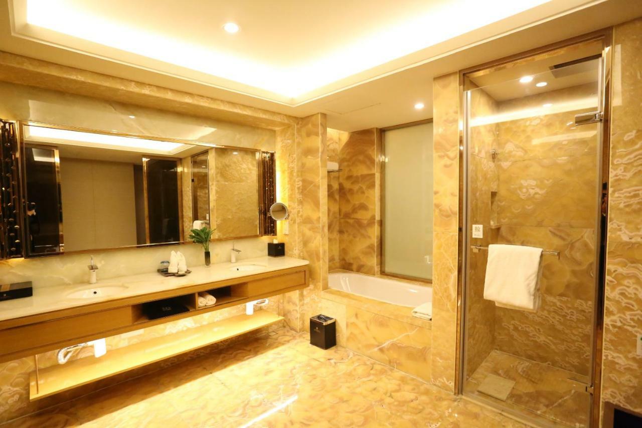 Jinjiang International Hotel Urumqi Exterior photo